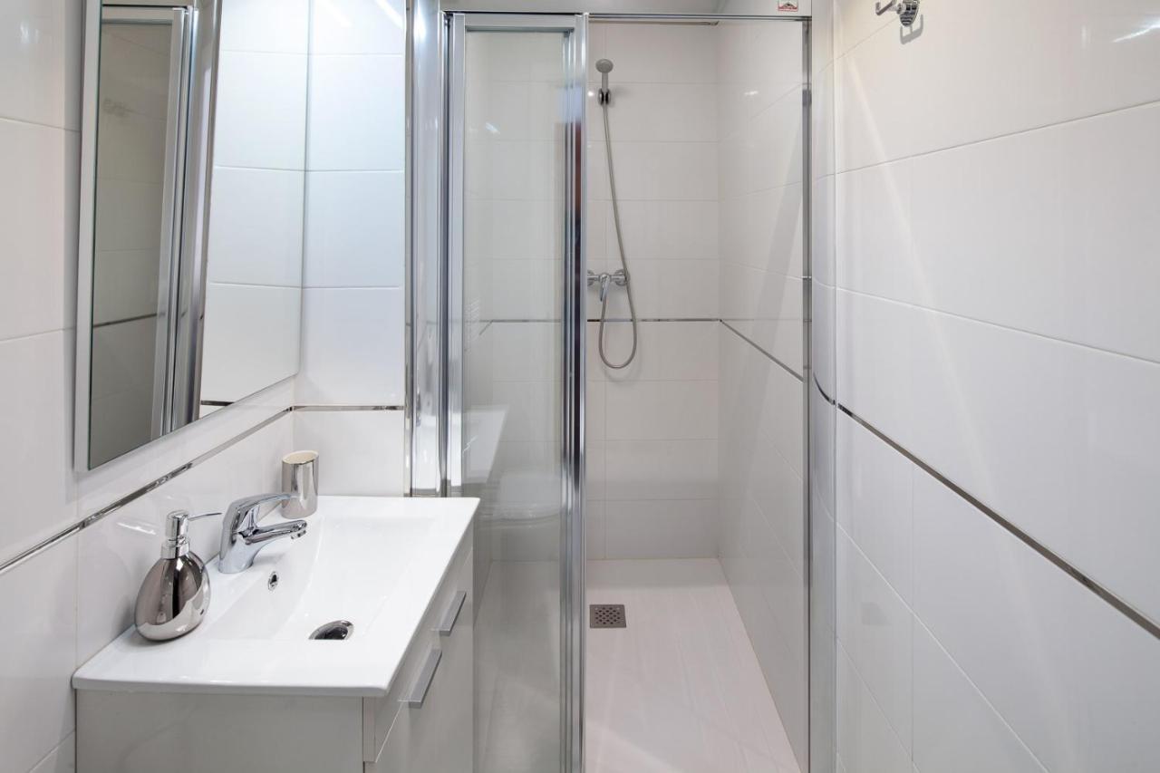 Wanderlust Malaga Apartamentos 3 Екстер'єр фото